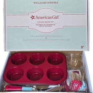 AMERICAN GIRL Cupcake Baking Set By Williams Sonoma New Open Box *Missing Liners